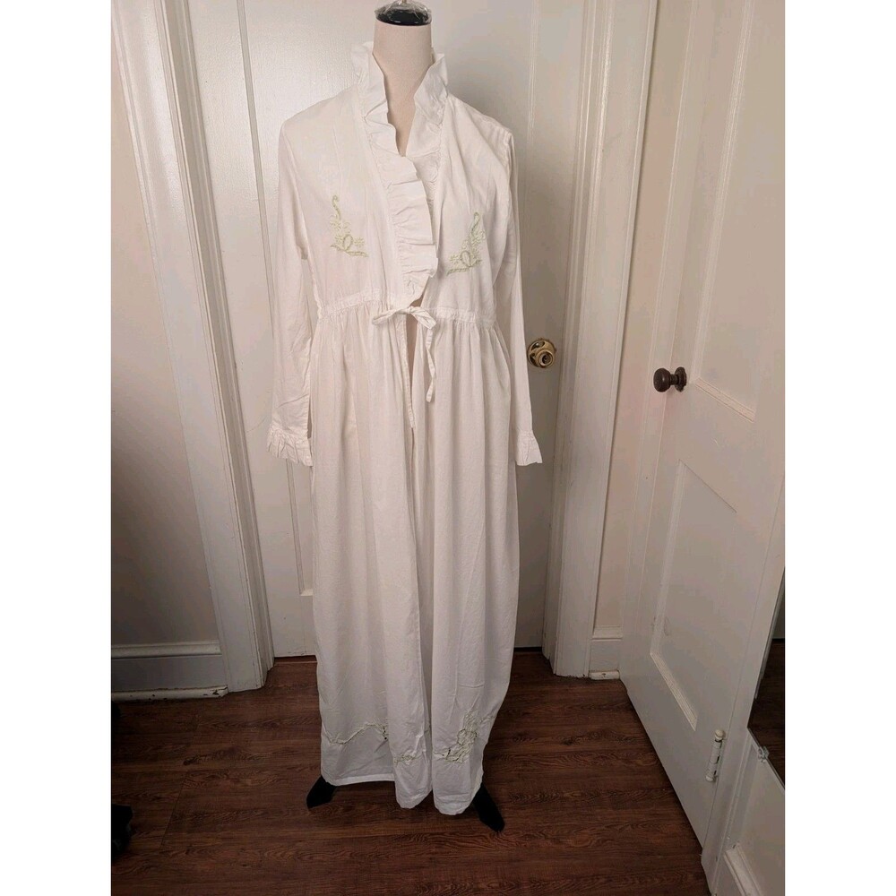 Schweitzer Linen Luxury Nightwear White Embroidered Cotton Robe - Sz Med